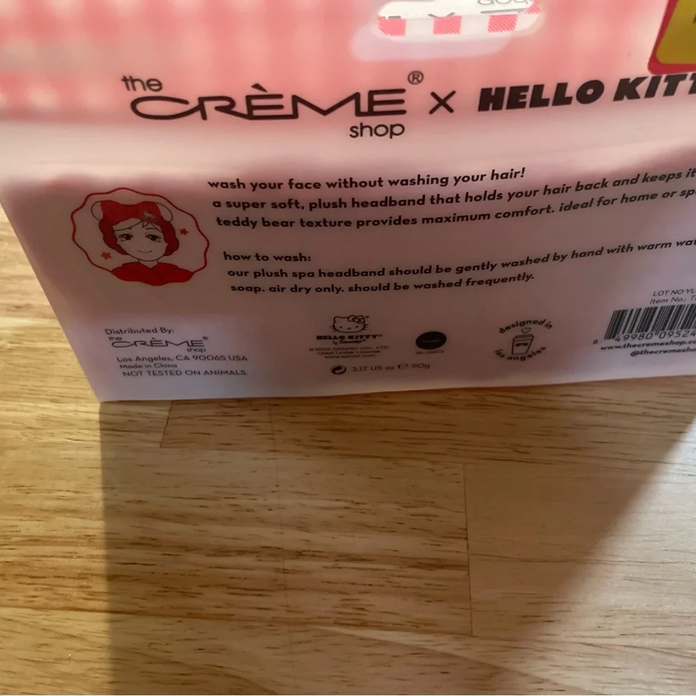 Crème Shop Hello Kitty 3d plushie sleep mask NIB blackout effect